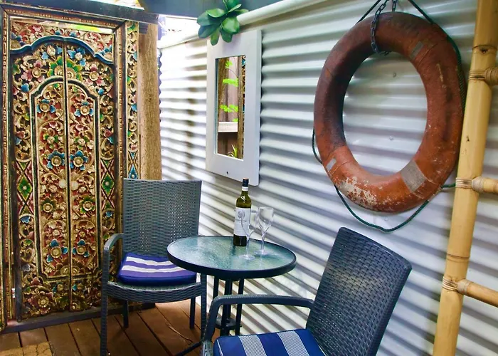 Hideaway Noosa Men Only Beach Resort